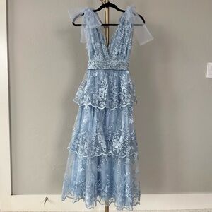 NWT The Clothing Company Light Blue Floral Ariel Midi Dress